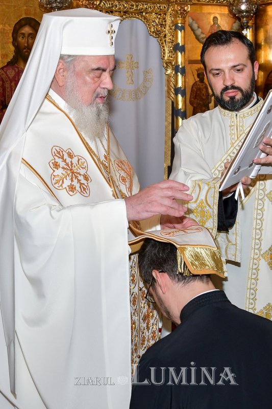 Ridicări în rang pentru ostenitori din administrația bisericească 270653