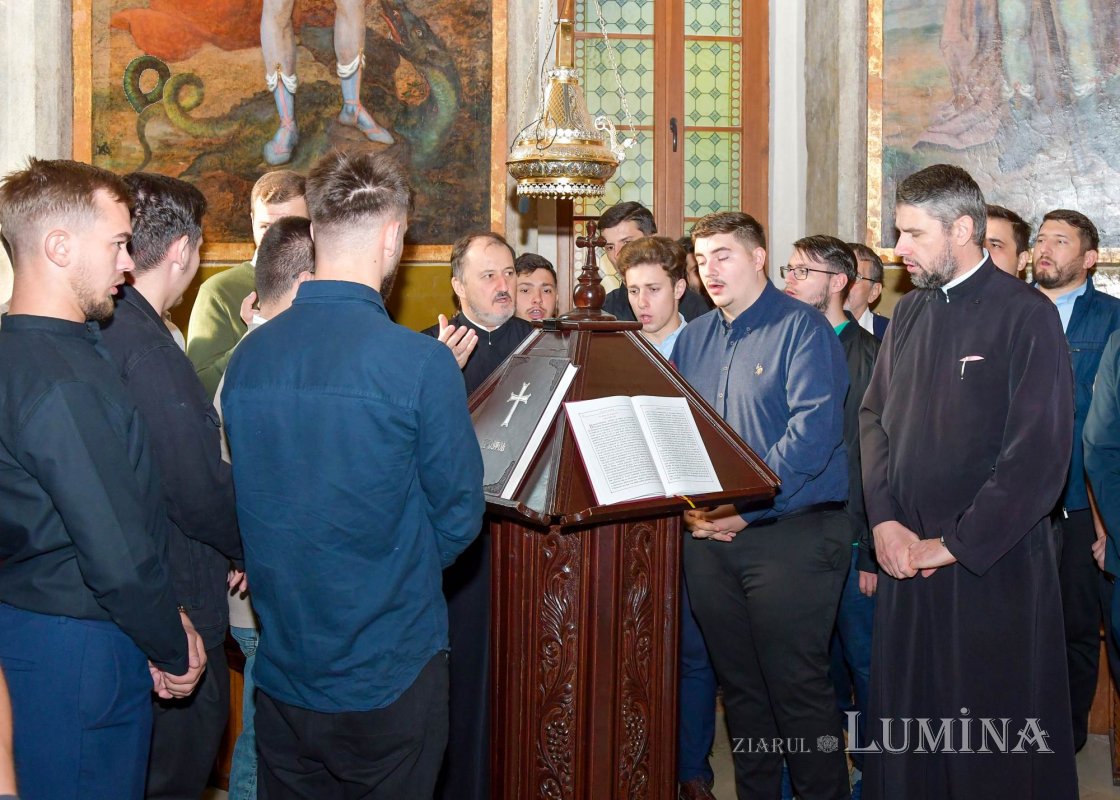 Părintele Dumitru Stăniloae, pomenit de teologii din Capitală 270797