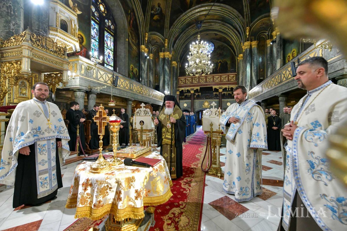 Preoții militari din MApN s-au reunit la Palatul Patriarhiei 270811