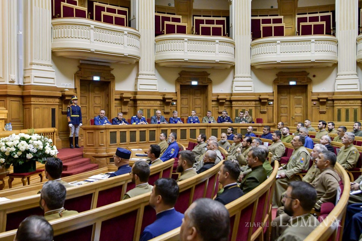 Preoții militari din MApN s-au reunit la Palatul Patriarhiei 270828