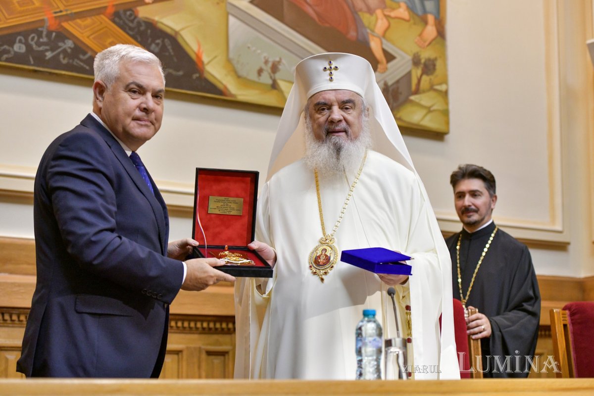 Preoții militari din MApN s-au reunit la Palatul Patriarhiei 270853