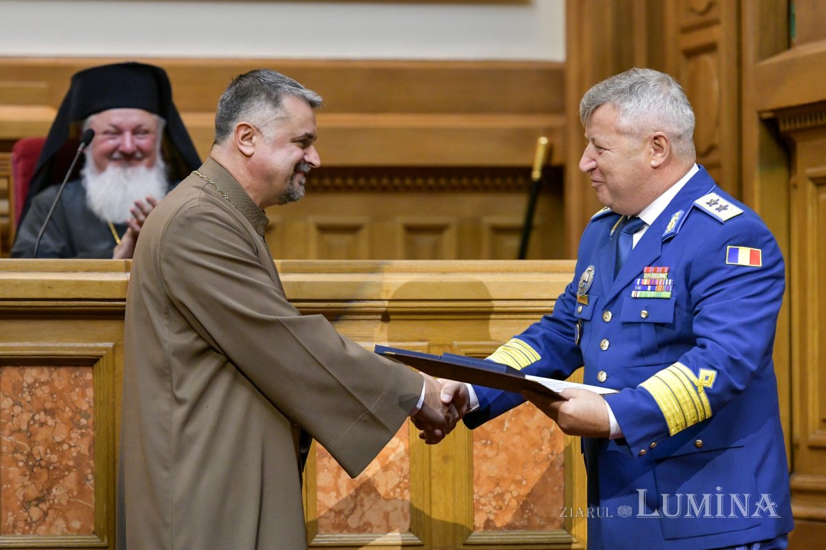 Preoții militari din MApN s-au reunit la Palatul Patriarhiei 270857