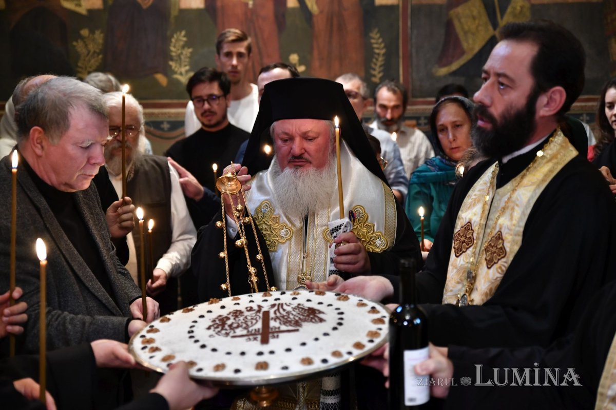 Lucrare a Sfântului Chiril al Alexandriei în traducerea părintelui Stăniloae 270929