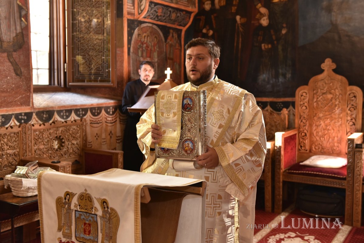 „Atitudinea părintească a Mântuitorului este lumină pentru comportamentul fiecărui creștin” 271139