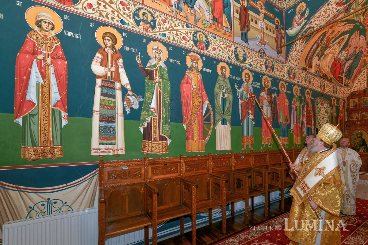 Înnoire și binecuvântare în parohia prahoveană Sângeru 271220