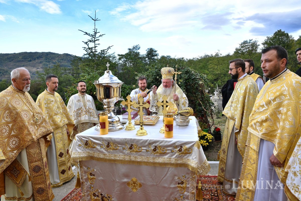 Sfințirea Bisericii „Sfânta Cuvioasă Parascheva” din Măgura 271271