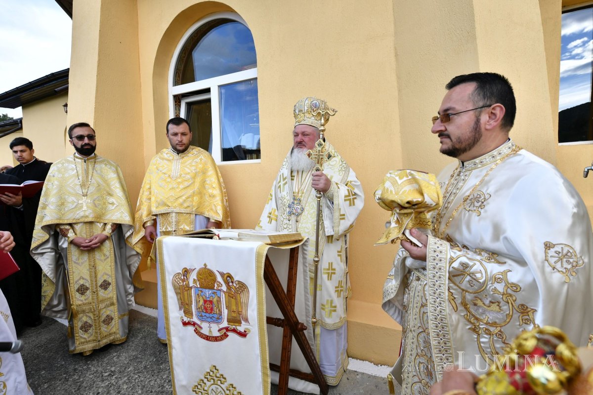 Sfințirea Bisericii „Sfânta Cuvioasă Parascheva” din Măgura 271284