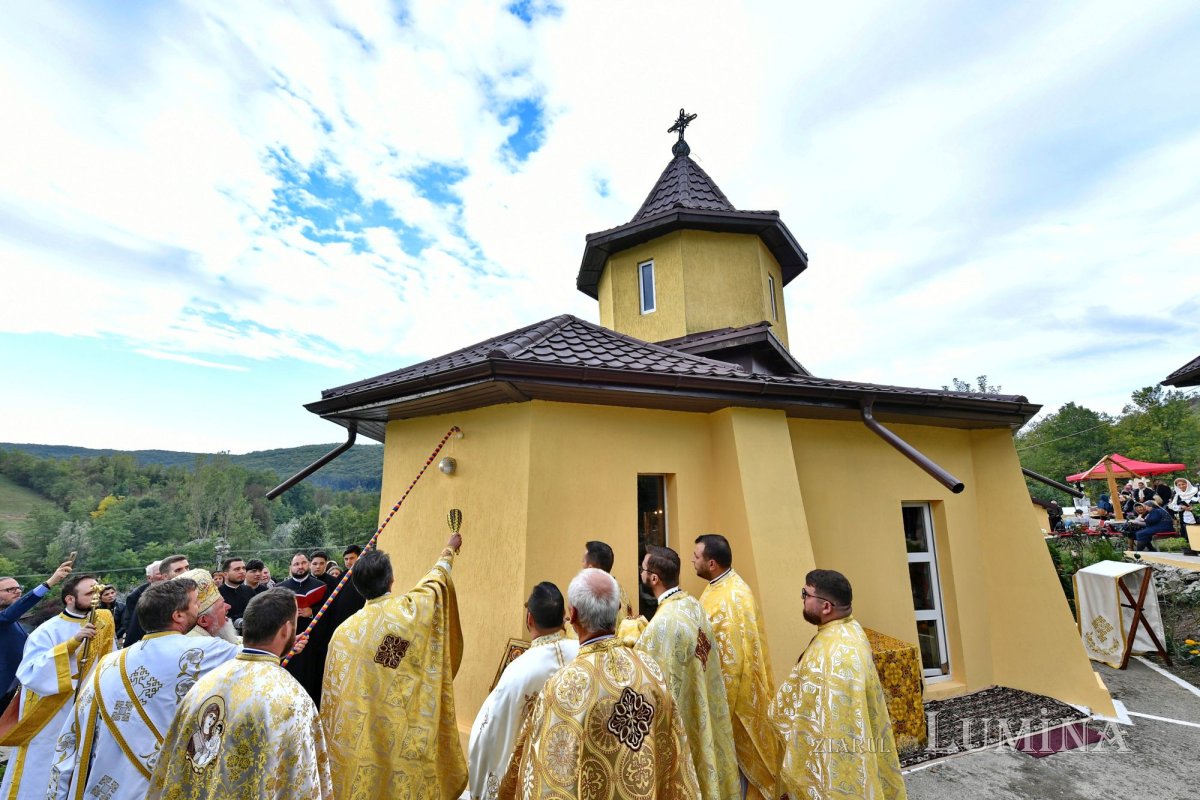 Sfințirea Bisericii „Sfânta Cuvioasă Parascheva” din Măgura 271288
