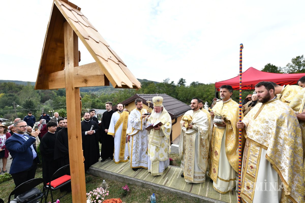 Sfințirea Bisericii „Sfânta Cuvioasă Parascheva” din Măgura 271290