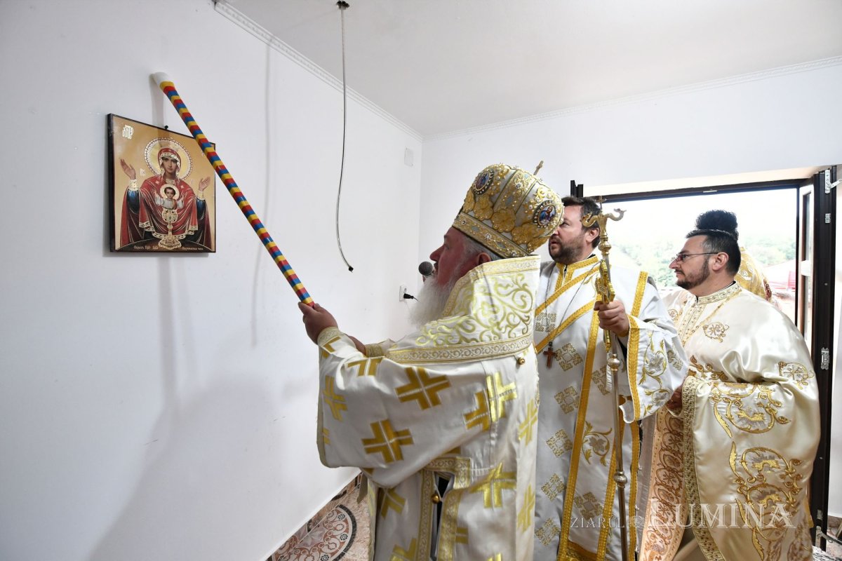 Sfințirea Bisericii „Sfânta Cuvioasă Parascheva” din Măgura 271296