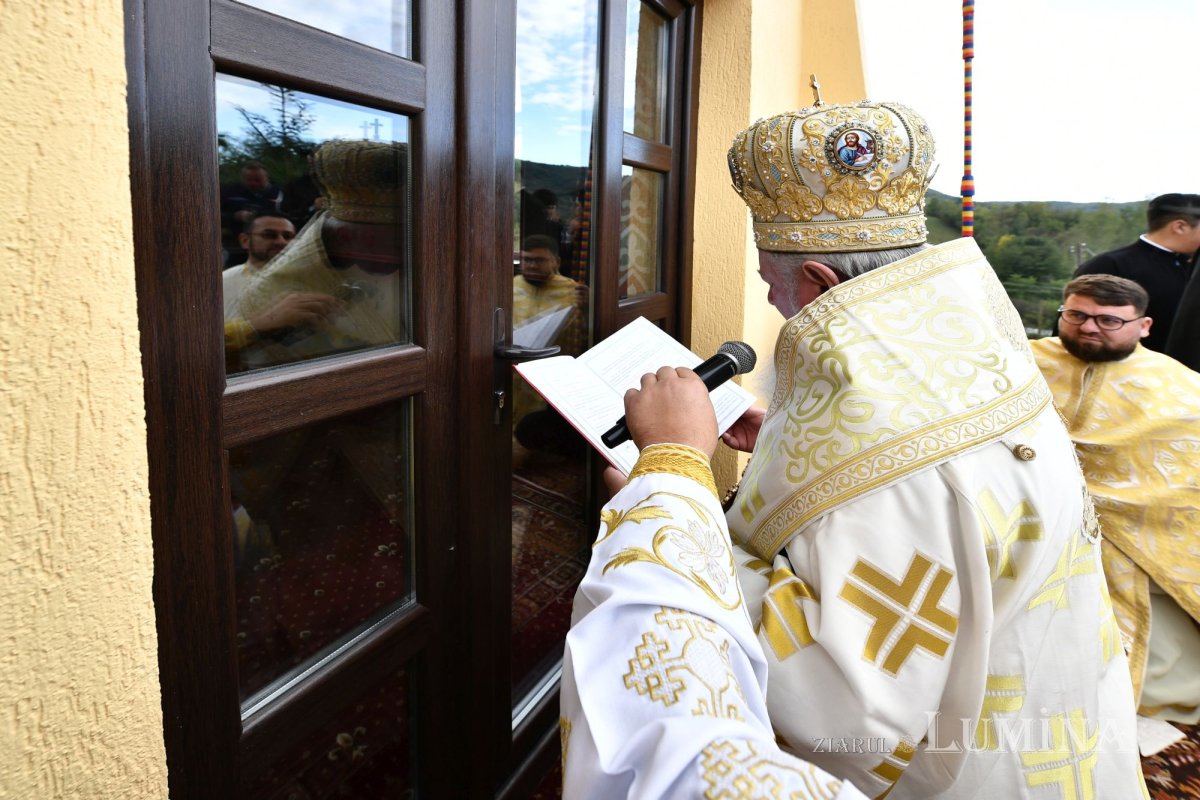 Sfințirea Bisericii „Sfânta Cuvioasă Parascheva” din Măgura 271298