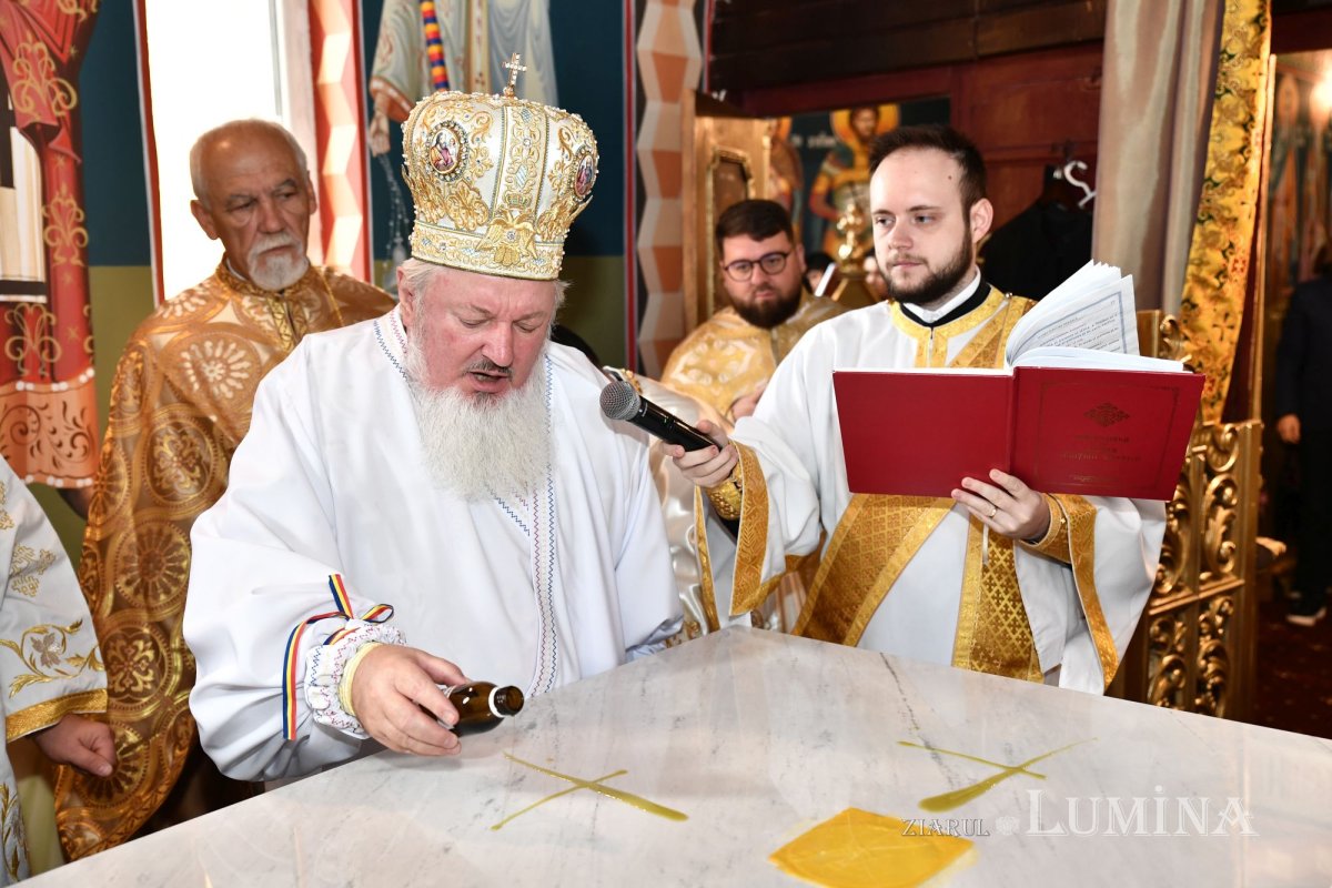 Sfințirea Bisericii „Sfânta Cuvioasă Parascheva” din Măgura 271308