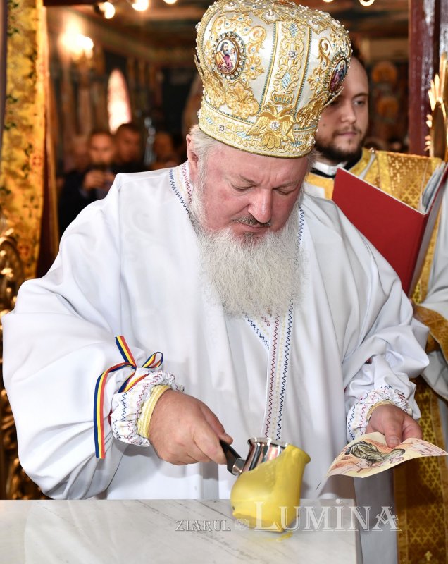 Sfințirea Bisericii „Sfânta Cuvioasă Parascheva” din Măgura 271310