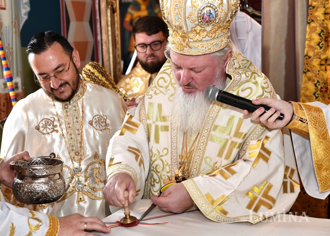 Sfințirea Bisericii „Sfânta Cuvioasă Parascheva” din Măgura 271311