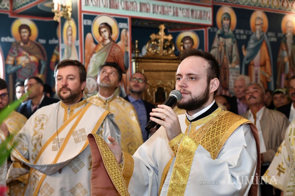 Sfințirea Bisericii „Sfânta Cuvioasă Parascheva” din Măgura 271325