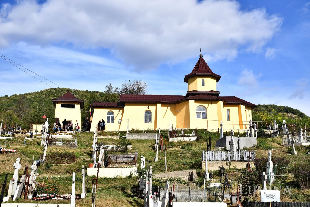 Sfințirea Bisericii „Sfânta Cuvioasă Parascheva” din Măgura 271341