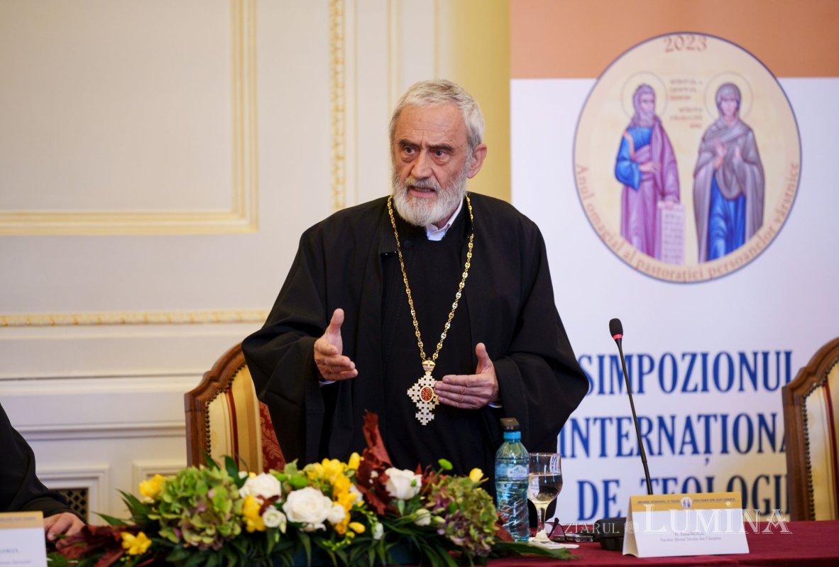 Primele sesiuni ale simpozionului dedicat persoanelor vârstnice 271808