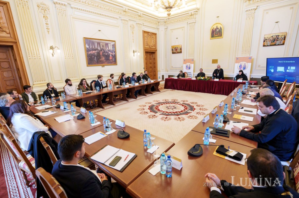 Primele sesiuni ale simpozionului dedicat persoanelor vârstnice 271810