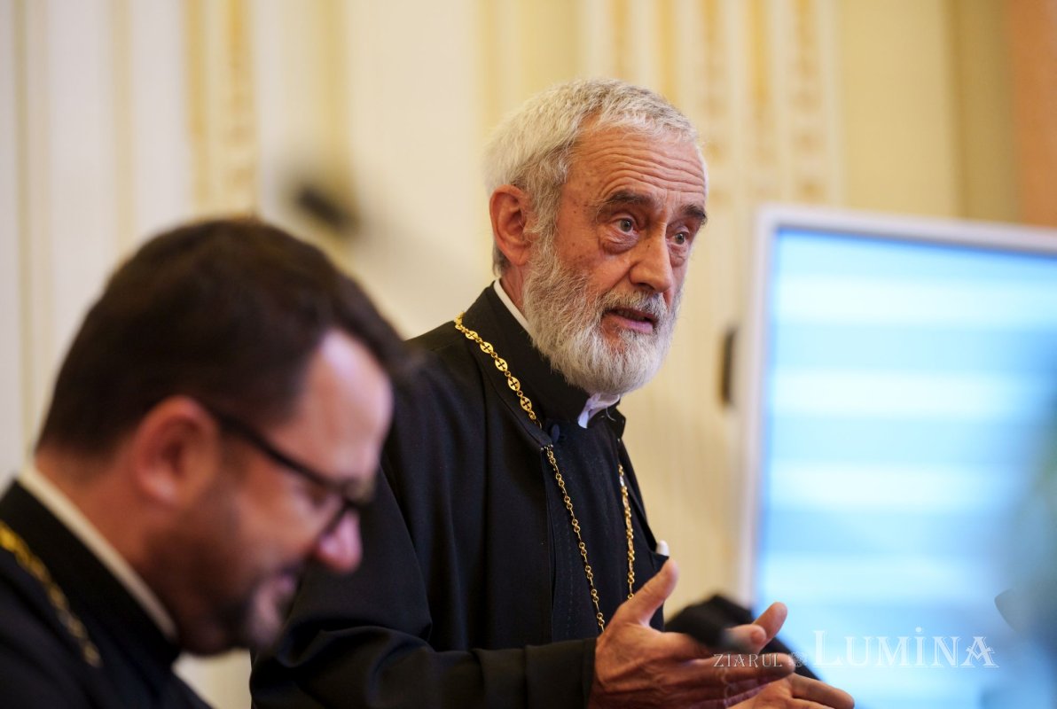 Primele sesiuni ale simpozionului dedicat persoanelor vârstnice 271813