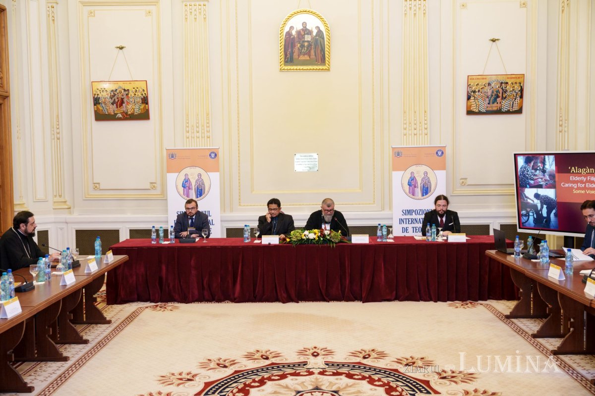 Primele sesiuni ale simpozionului dedicat persoanelor vârstnice 271832