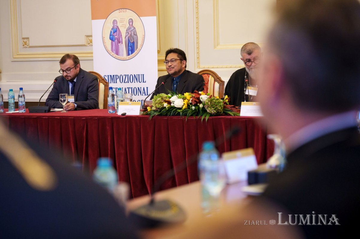 Primele sesiuni ale simpozionului dedicat persoanelor vârstnice 271834