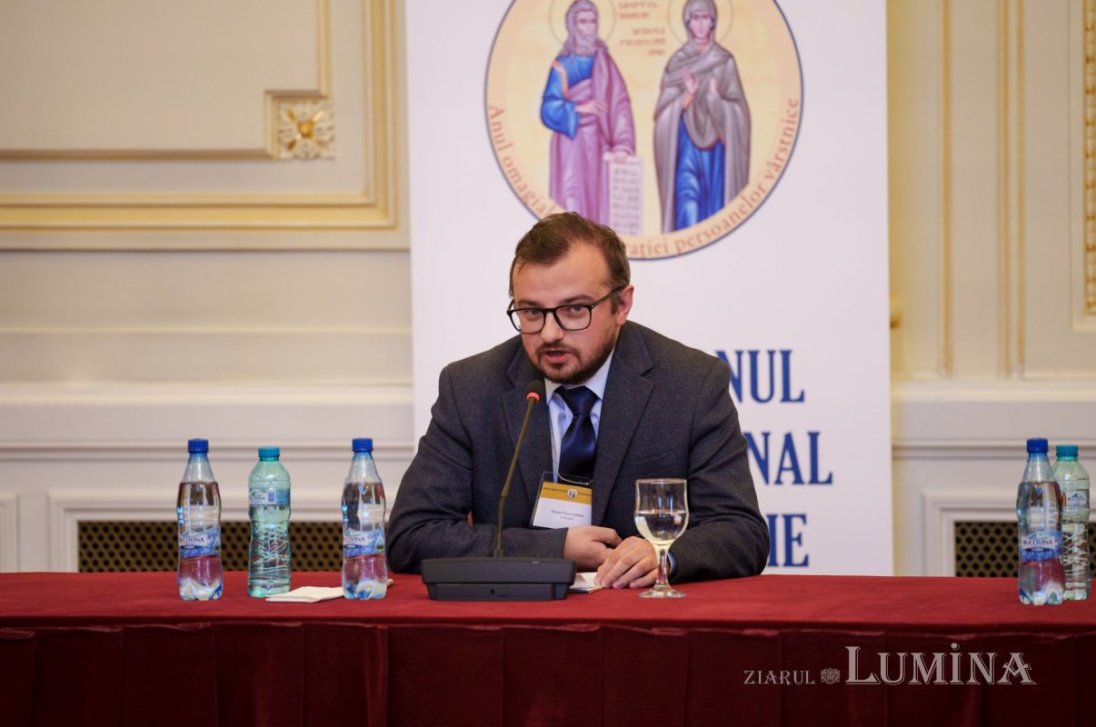 Primele sesiuni ale simpozionului dedicat persoanelor vârstnice 271836