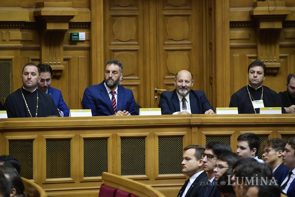 Simpozion internațional de teologie la București  271574