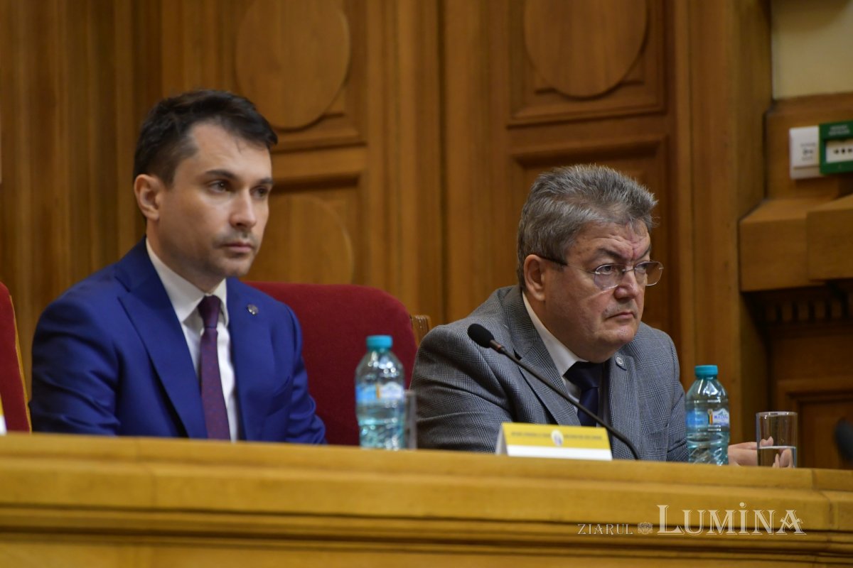 Simpozion internațional de teologie la București  271576