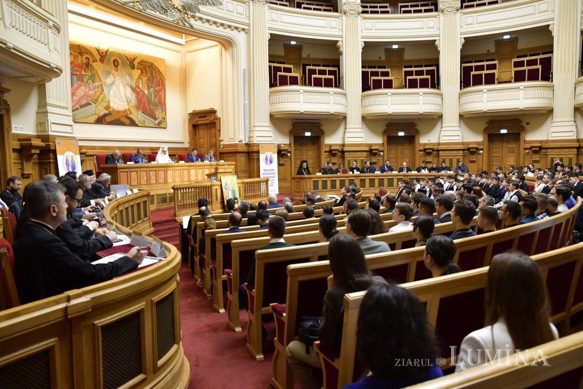 Simpozion internațional de teologie la București  271577
