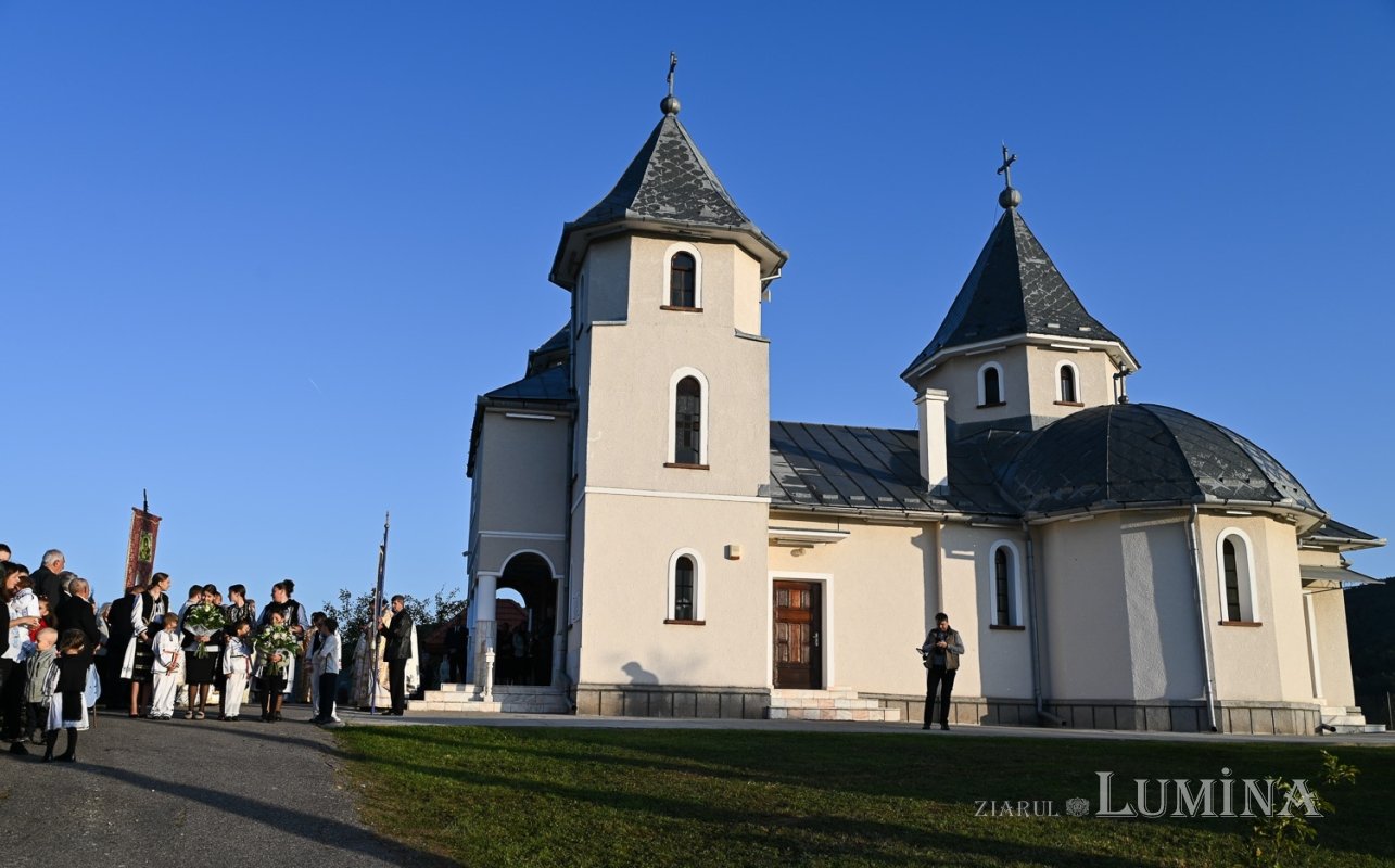 Binecuvântări arhiereşti în Episcopia Devei şi Hunedoarei  271706