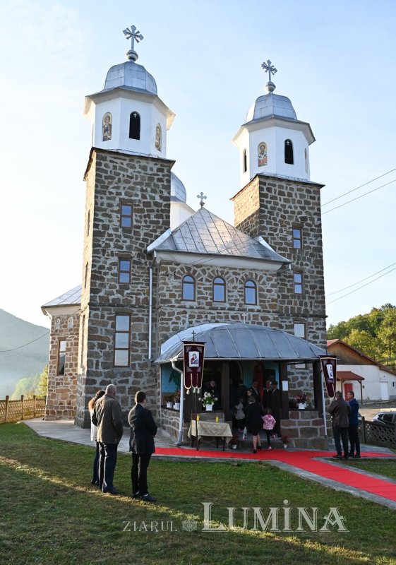 Binecuvântări arhiereşti în Episcopia Devei şi Hunedoarei  271707