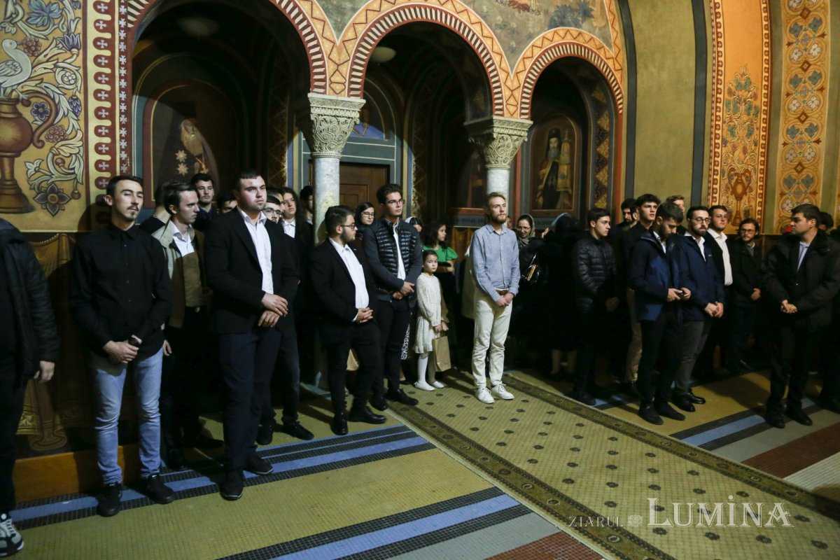 Aniversare în Mitropolia Ardealului: Înaltpreasfinţitul Părinte Laurențiu a împlinit 76 de ani 272044