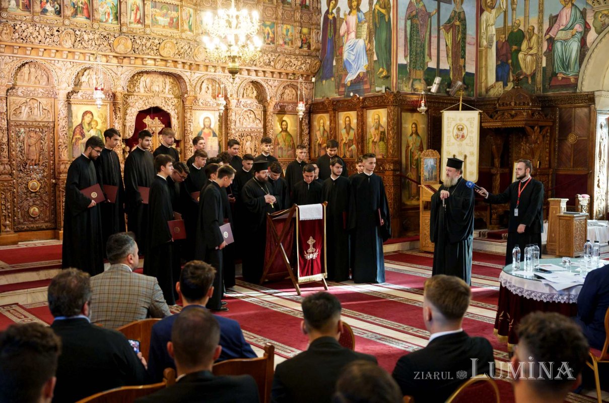 Concursul „Lăudați pe Domnul” în Mitropolia Munteniei și Dobrogei  272152