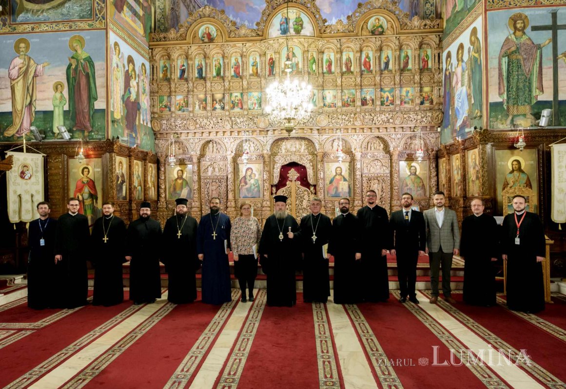 Concursul „Lăudați pe Domnul” în Mitropolia Munteniei și Dobrogei  272153