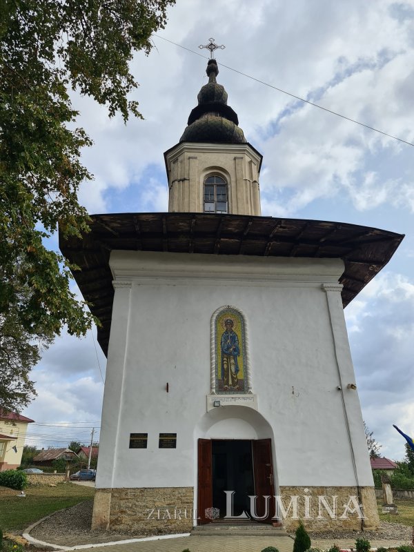 Sfânta Parascheva, ocrotitoare pe Valea Șomuzului 272004