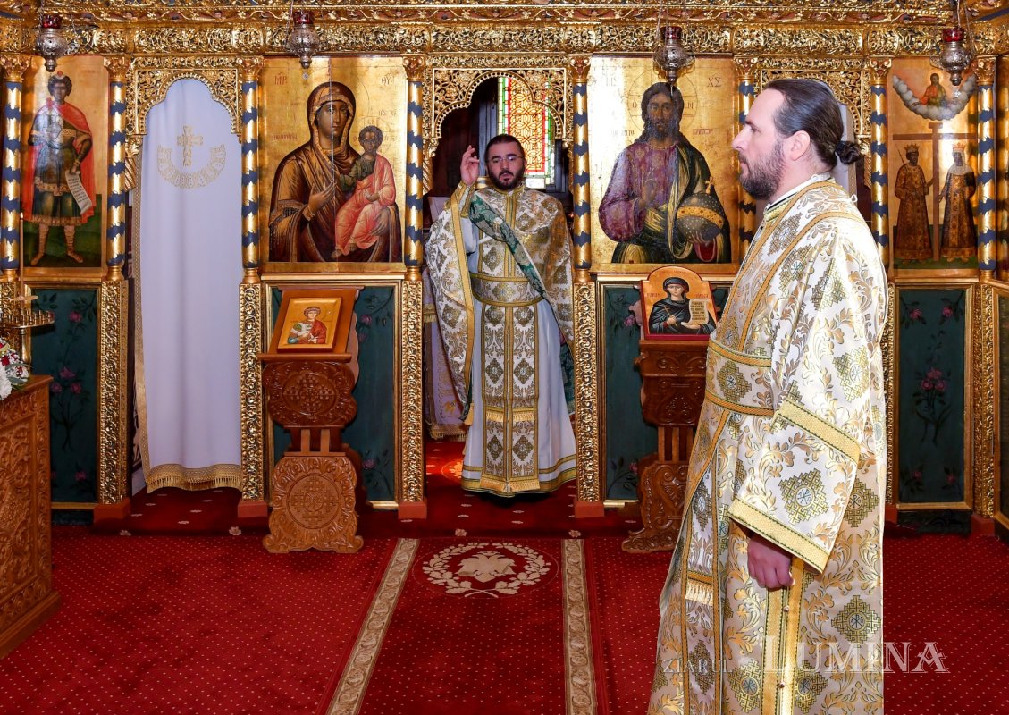 Hramul Paraclisului istoric al Reședinței Patriarhale 272186