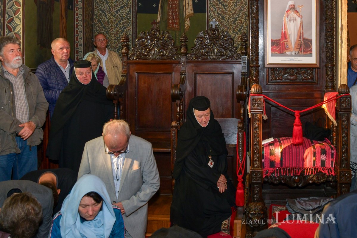 Sfânta Cuvioasă Parascheva, cinstită la mănăstirea ilfoveană Samurcășești 272376