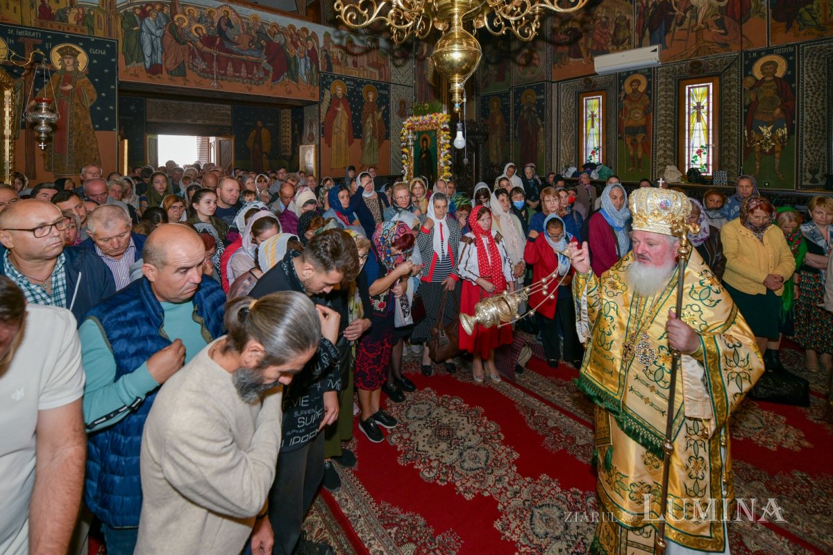 Sfânta Cuvioasă Parascheva, cinstită la mănăstirea ilfoveană Samurcășești 272378