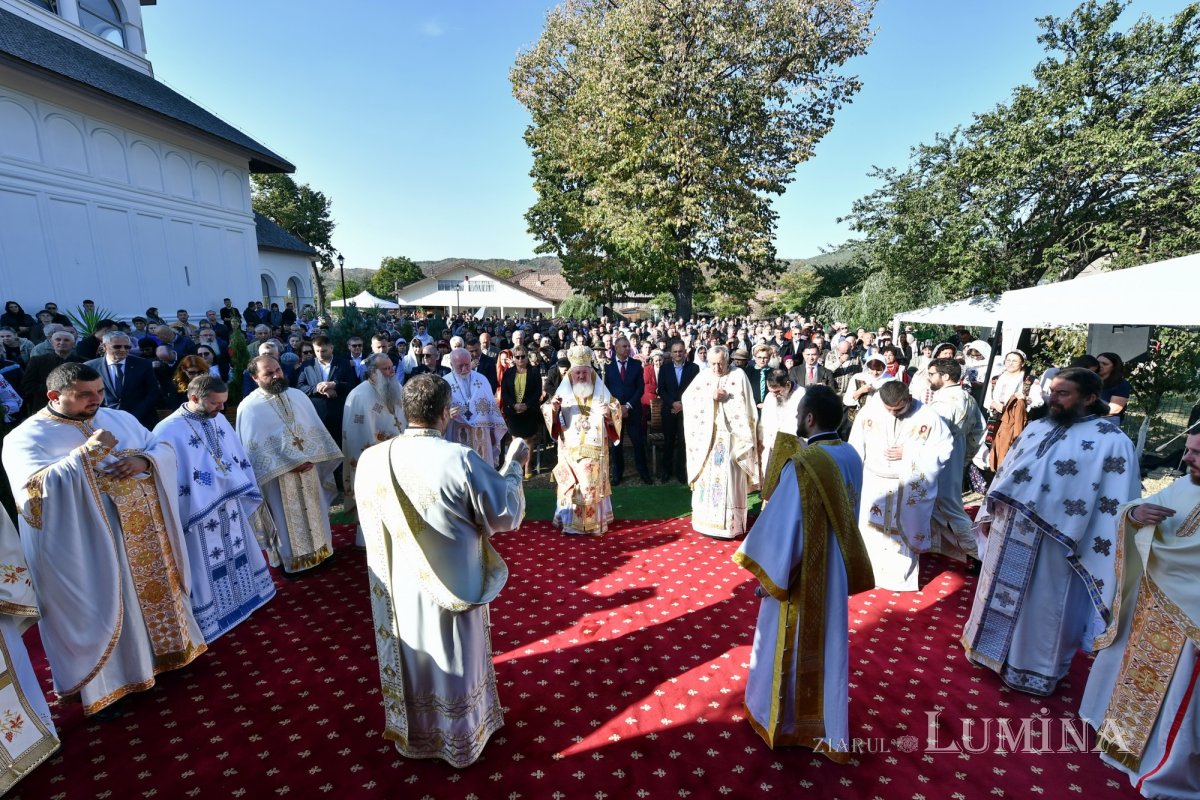 Sfințirea ctitoriei cantacuzine de la Măgureni, Prahova 272457