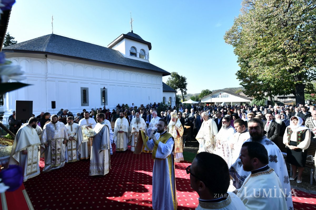 Sfințirea ctitoriei cantacuzine de la Măgureni, Prahova 272458