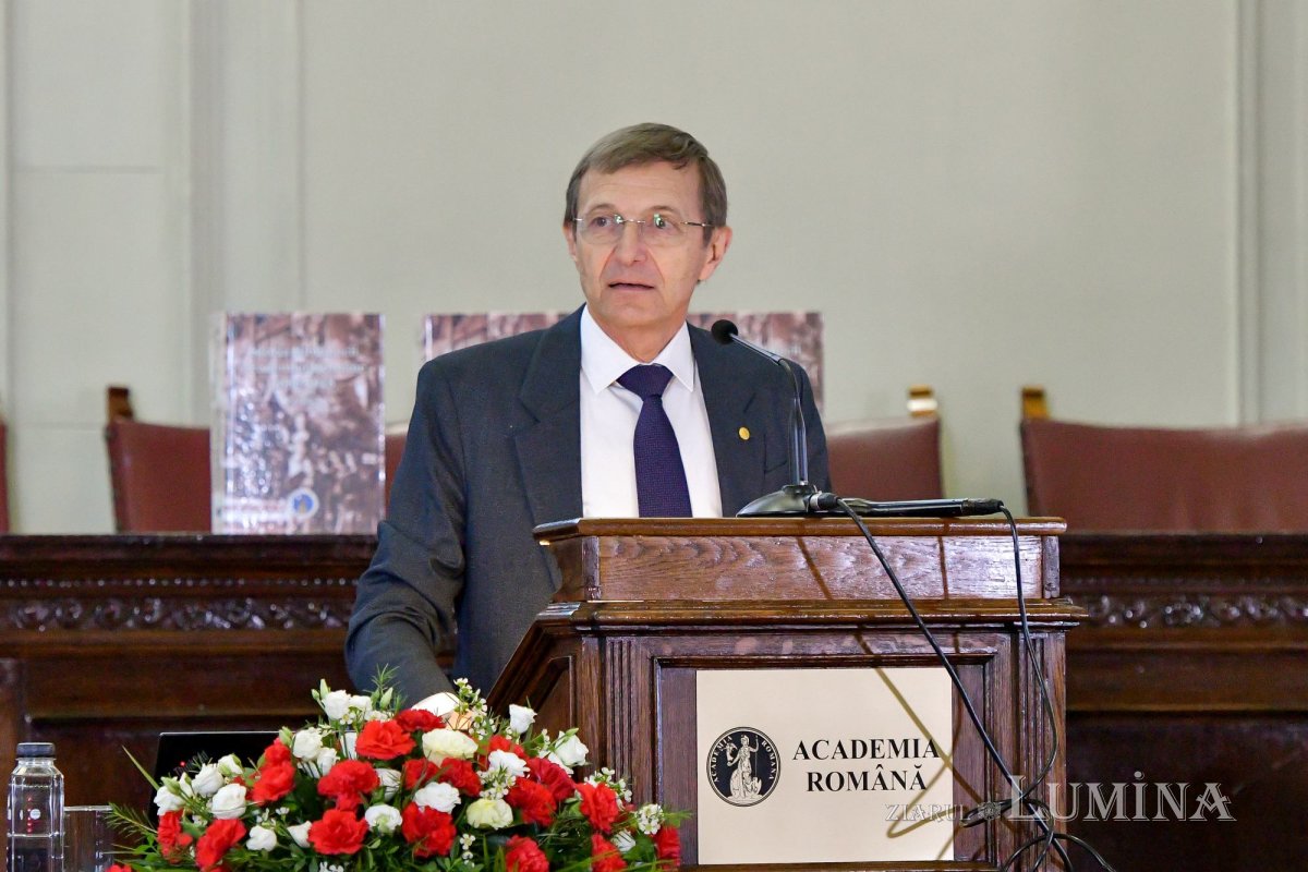 Lansarea unei monumentale lucrări la Academia Română 272866