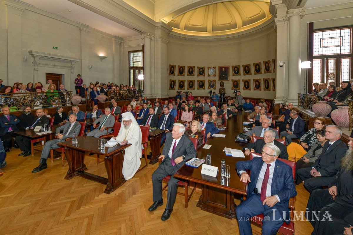 Lansarea unei monumentale lucrări la Academia Română 272868