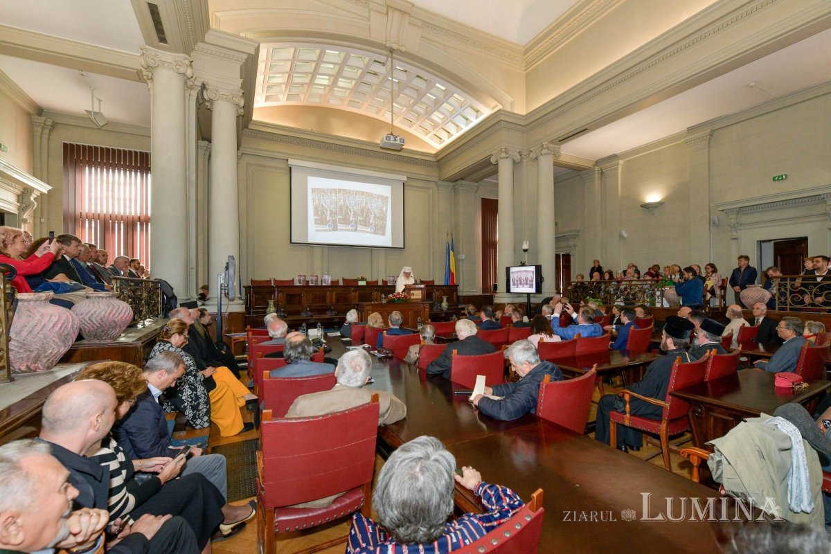 Lansarea unei monumentale lucrări la Academia Română 272870