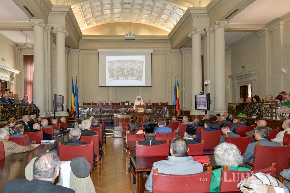Lansarea unei monumentale lucrări la Academia Română 272874