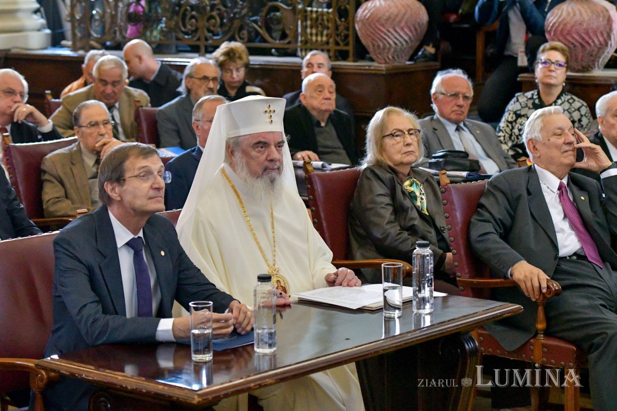 Lansarea unei monumentale lucrări la Academia Română 272885