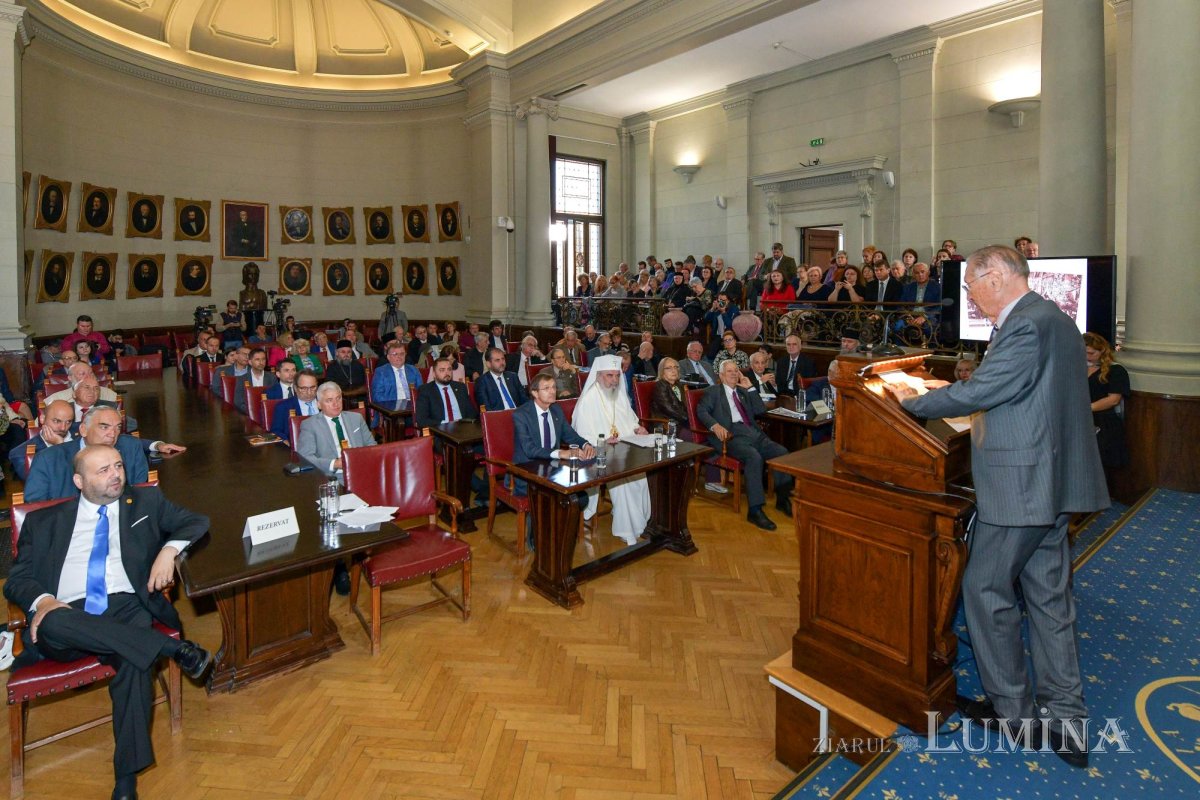 Lansarea unei monumentale lucrări la Academia Română 272886