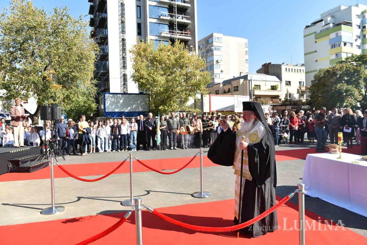 Monument dedicat eroinei Ecaterina Teodoroiu în București 272895