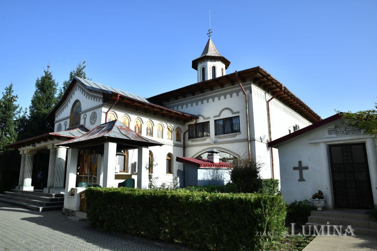 Patriarhul României a vizitat căminul pentru vârstnici de la Mănăstirea Christiana 273204