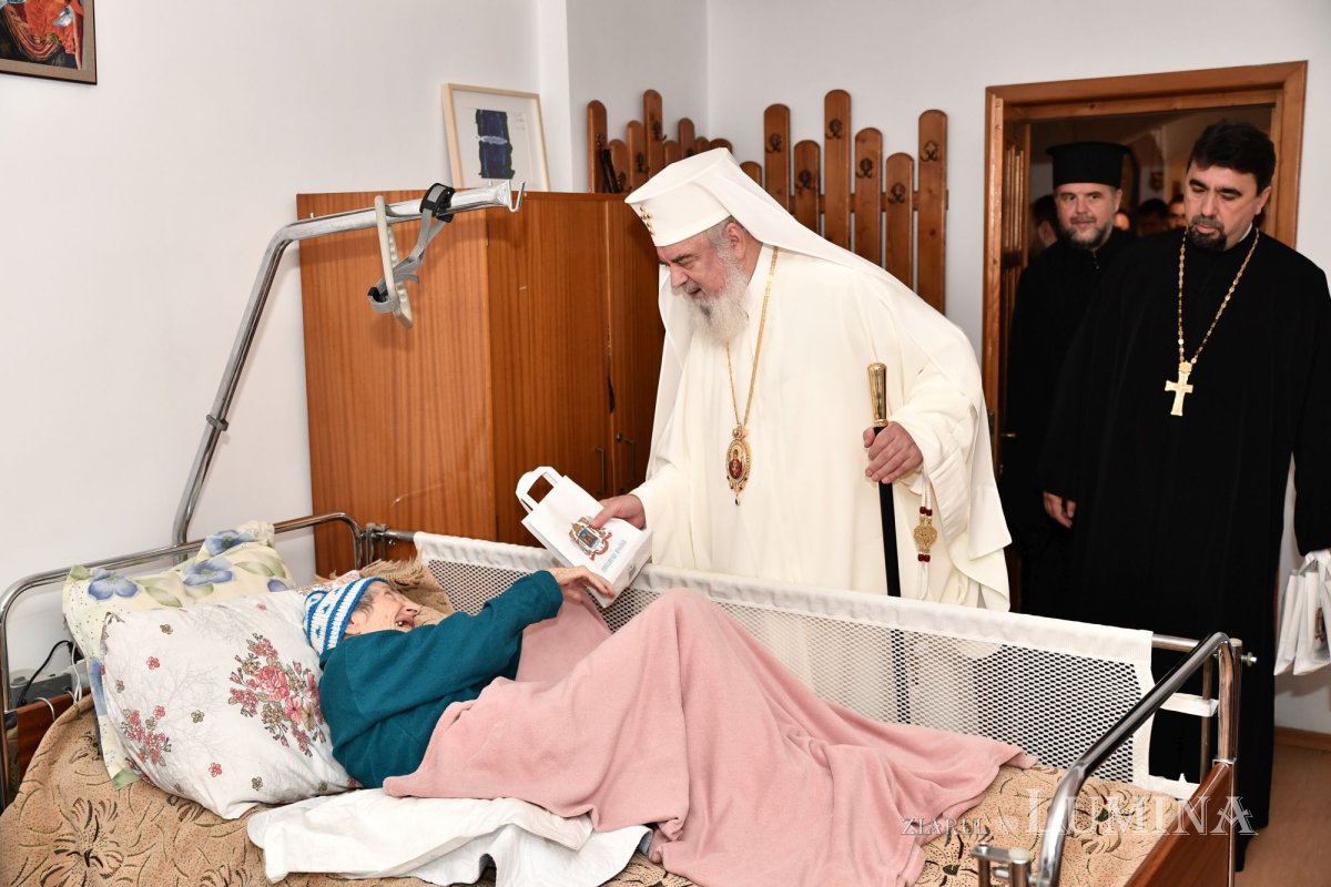 Patriarhul României a vizitat căminul pentru vârstnici de la Mănăstirea Christiana 273247