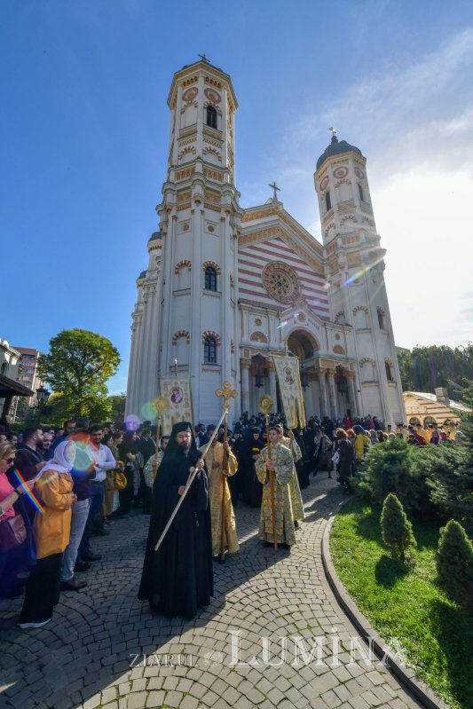 Începutul hramului de toamnă al Catedralei Patriarhale 273586